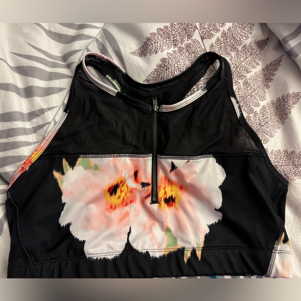 Everlast zip sports bra